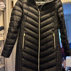 MICHAEL Michael Kors Women's Black Puffer Coat EUC Warm!
